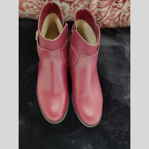 Michael Kors Women's Leather CARMEN flat Bootie Shoes Size 9M Mulberry - Picture 3 of 7